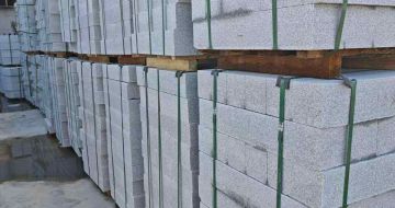 西宁芝麻白路牙石，路侧石