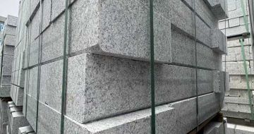 西宁芝麻白路牙石 马路牙子