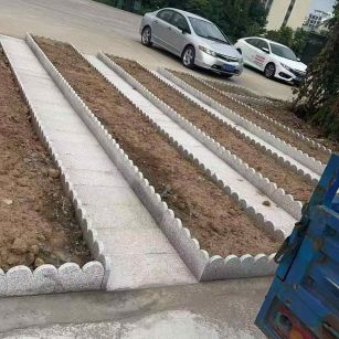 西宁芝麻白花边石