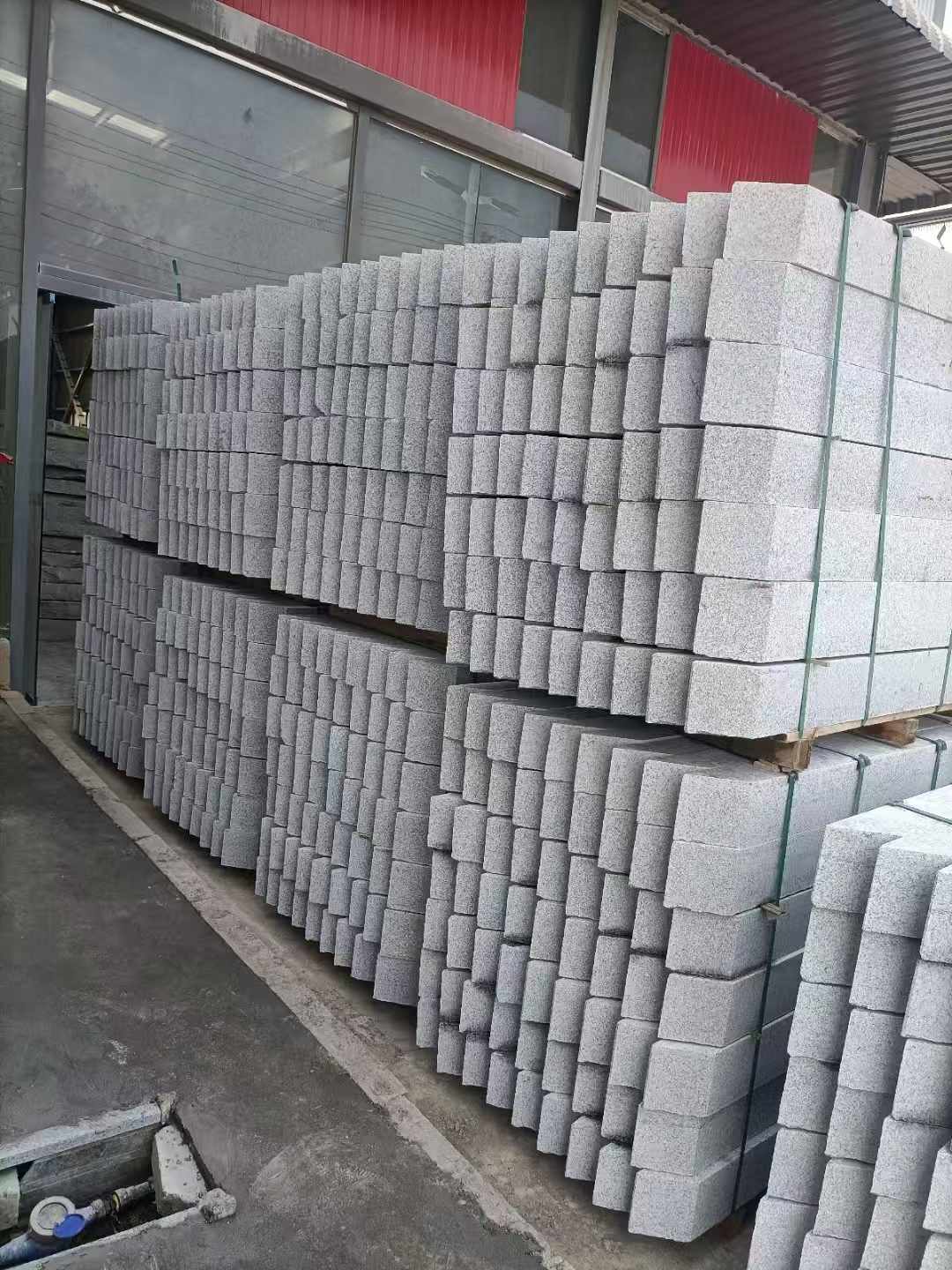 西宁芝麻白树围石 树池