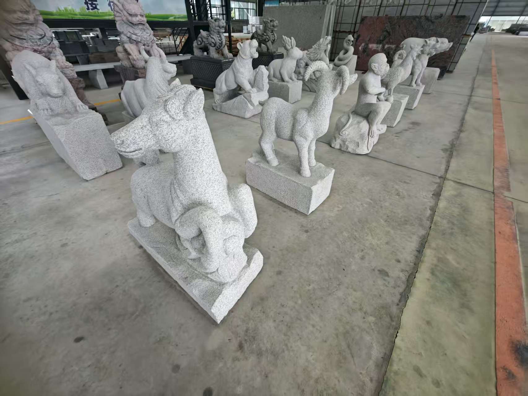 西宁芝麻白雕刻 十二生肖 异形雕刻